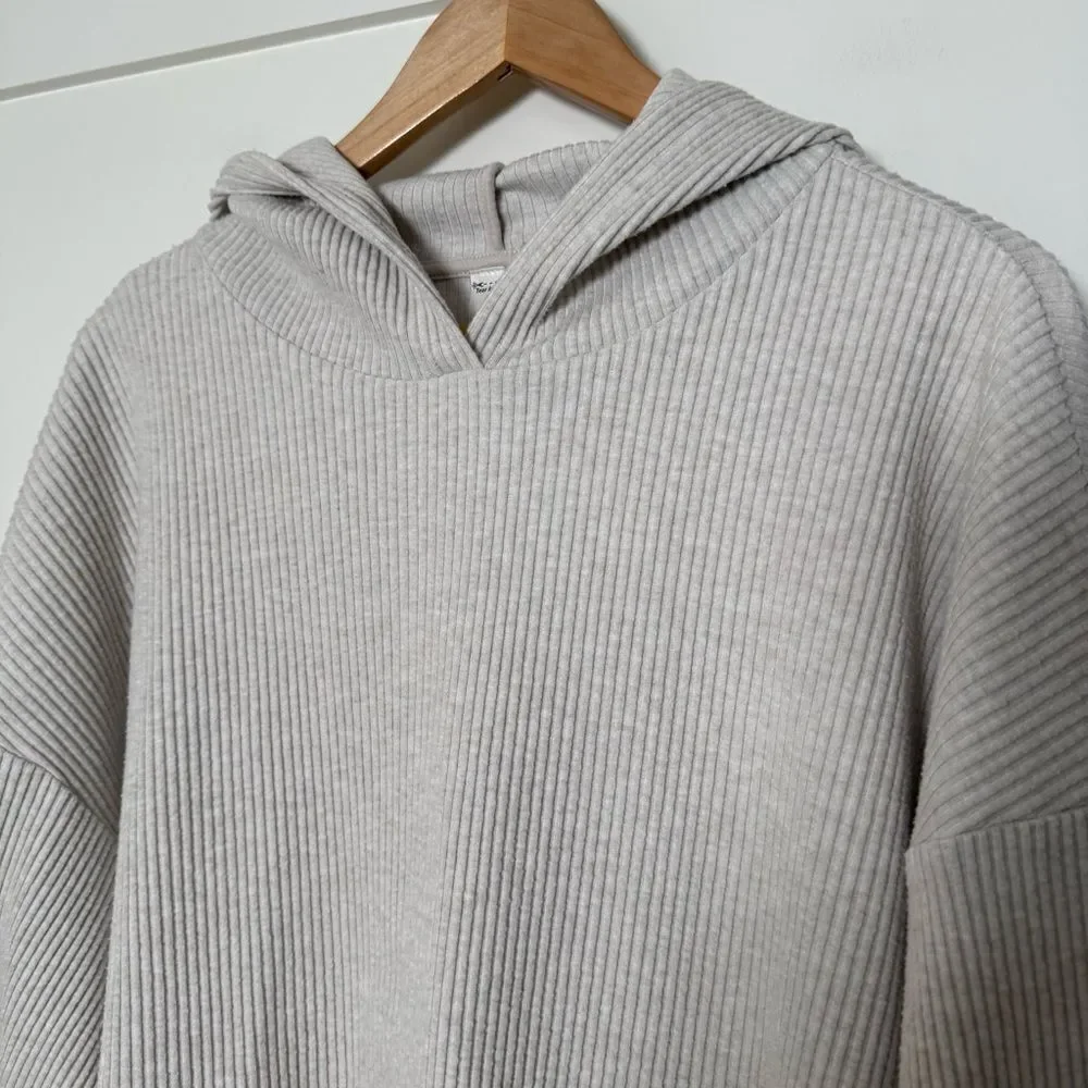 ALO Yoga Muse Cropped Hoodie Womens Sz L Gray Ribbed Long Sleeve Athleisure